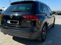 Gebraucht VW Tiguan 150 PS (110 kW) 2020 Schwarz SUV