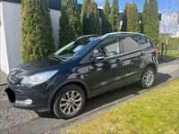 Gebraucht Ford Kuga Titanium 150 PS (110 kW) 2016 Schwarz SUV