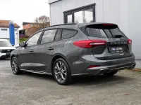 Gebraucht Ford Focus ST-Line X 155 PS (114 kW) 2025 Grau Limousine