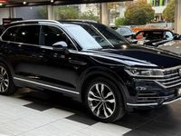 Gebraucht VW Touareg Elegance 381 PS (280 kW) 2022 Blau SUV