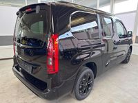 Neu Fiat Doblò Style 102 PS (75 kW) 2025 Schwarz cinema 632 Van / Kleinbus