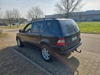 Gebraucht Mercedes ML430 272 PS (200 kW) 2000 Schwarz SUV