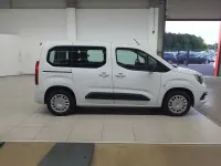 Gebraucht Opel Combo Life Edition 102 PS (75 kW) 2023 Kaolin weiß Van / Kleinbus