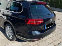Gebraucht VW Passat Highline 150 PS (110 kW) 2018 Schwarz Kombi