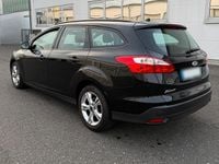 Usata Ford Focus 116 CV (85 kW) 2012 Nero Station wagon