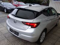gebraucht Opel Astra Lim. 5-trg. Edition/Navi,6-gang,92 KW