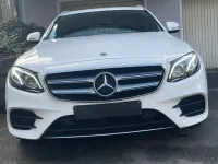 Usado Mercedes E220 AMG line 194 CV (142 kW) 2017 Blanco Familiar