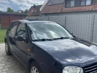 Używany VW Golf III Basis 75 KM (55 kW) 1998 Niebieski Sedan/Limuzyna