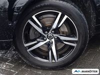 Gebraucht Volvo XC60 Plus 197 PS (144 kW) 2022 Schwarz SUV