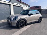 Gebraucht Mini Cooper SE Collection 135 kW (184 PS) 2021 Grau Kleinwagen