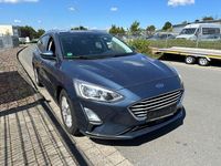 Gebraucht Ford Focus Cool & Connect 125 PS (91 kW) 2019 Blau Kombi