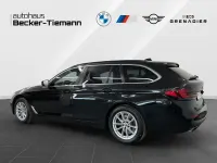 Gebraucht BMW 530 Sport Line 286 PS (210 kW) 2023 Saphirschwarz Kombi