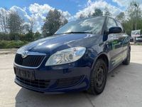 Gebraucht Skoda Fabia Family 75 PS (55 kW) 2012 Blau Kleinwagen