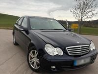 Gebraucht Mercedes C180 143 PS (105 kW) 2006 Blau Limousine