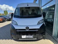 Gebraucht Opel Movano 140 PS (102 kW) 2024 Kaolin weiß Van
