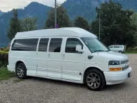 Używany Chevrolet Express 328 KM (241 kW) 2013 Biały Minivan