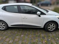 Gebraucht Renault Clio IV 74 PS (54 kW) 2013 Weiß Limousine