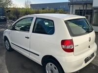 Gebraucht VW Fox 75 PS (55 kW) 2006 Weiß Kleinwagen