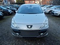 Gebraucht Peugeot 307 109 PS (80 kW) 2007 Silber Limousine