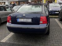 Gebraucht VW Passat 101 PS (74 kW) 1997 Blau Limousine