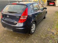 gebraucht Hyundai i30 1.6 CRDi Classic Classic