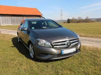 Gebraucht Mercedes A200 156 PS (114 kW) 2013 Grau Limousine