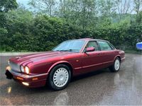 Gebraucht Jaguar XJ6 211 PS (155 kW) 1995 Violet Limousine