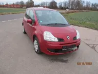 Używany Renault Modus 75 KM (55 kW) 2012 Czerwony Minivan