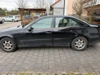 Gebraucht Mercedes E240 177 PS (130 kW) 2003 Schwarz Limousine