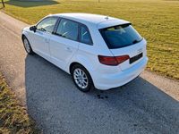 Gebraucht Audi A3 110 PS (80 kW) 2015 Weiß Limousine