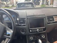 Gebraucht VW Touareg Terrain Tech 262 PS (192 kW) 2017 Grau SUV