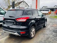 Gebraucht Ford Kuga Individual 179 PS (131 kW) 2015 Schwarz SUV