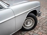 Gebraucht Mercedes W114 160 PS (117 kW) 1975 Silber Coupé