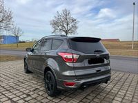 Gebraucht Ford Kuga ST-Line 179 PS (131 kW) 2018 Grau SUV