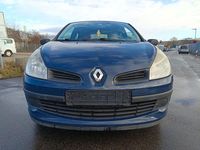 Gebraucht Renault Clio III Authentique 65 PS (47 kW) 2006 Blue roy Kleinwagen
