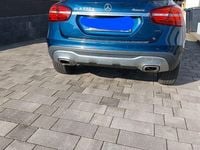 Gebraucht Mercedes GLA220 170 PS (125 kW) 2019 Blau SUV