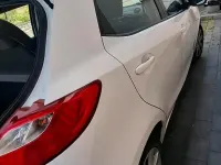 Gebraucht Mazda 2 Active 84 PS (61 kW) 2011 Weiß Kleinwagen