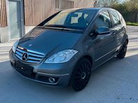 Gebraucht Mercedes A160 95 PS (69 kW) 2011 Grau Kombi