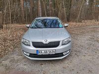 Gebraucht Skoda Octavia 150 PS (110 kW) 2015 Kleinwagen