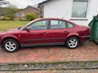 Gebraucht VW Passat 105 PS (77 kW) 1997 Rot Limousine