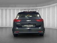 Gebraucht Kia Ceed 120 PS (88 kW) 2024 (1k) black pearl m (metallisch schwarz) Kleinwagen