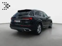 Używany Audi Q7 Competition 286 KM (210 kW) 2023 Czarny SUV