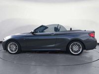 gebraucht BMW 218 i Cabrio M Sport Sportsitze PDC LED Tempomat