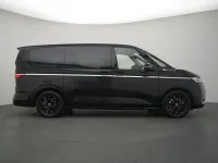 Gebraucht VW Multivan Style 150 PS (110 kW) 2025 Grau Van / Kleinbus