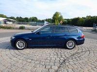 Gebraucht BMW 318 Performance 143 PS (105 kW) 2012 Blau Limousine