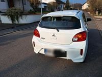 Gebraucht Mitsubishi Space Star Select 71 PS (52 kW) 2022 Weiß Kleinwagen