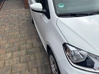 Second-hand VW up! 60 CP (44 kW) 2019 Alb Hatchback