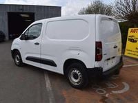 Gebraucht Opel Combo Comfort 76 PS (55 kW) 2019 Weiß Van / Kleinbus