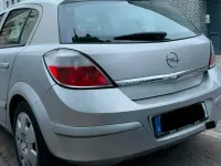 Gebraucht Opel Astra 77 PS (56 kW) 2006 Silber Limousine