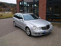 Gebraucht Mercedes E320 Avantgarde 224 PS (164 kW) 2006 Silber Kombi